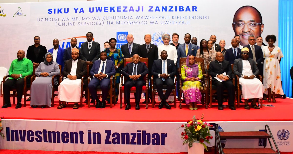 Africa Updates on Twitter "RT salahzhang Honored to witness the