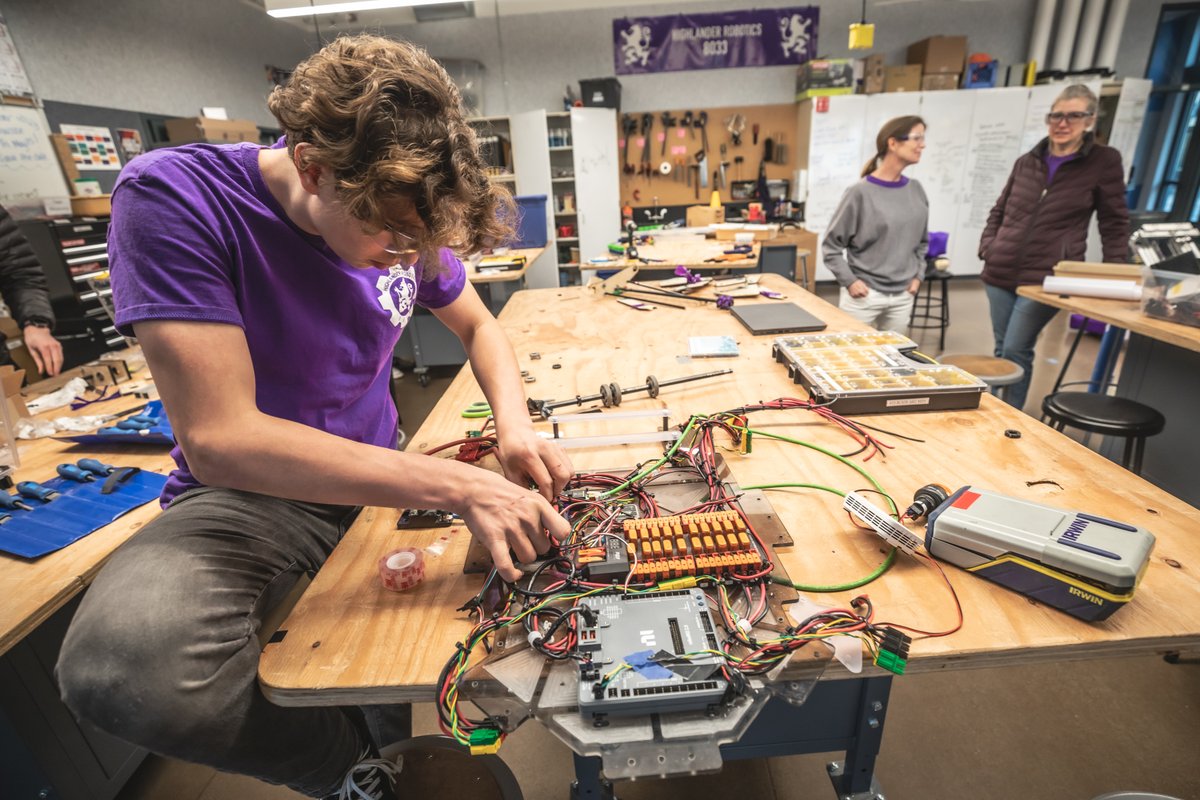 Jamesco's tweet photo. What does it take to shepherd an industrial-size robot from concept to fully functioning, competitive @FIRSTweets machine in just eight weeks? 

Go behind the scenes with a @FRCTeams California high school robotics team aiming for bot-building glory.  🤖

https://t.co/BXxUPOcKjp https://t.co/bdLU39gyGp