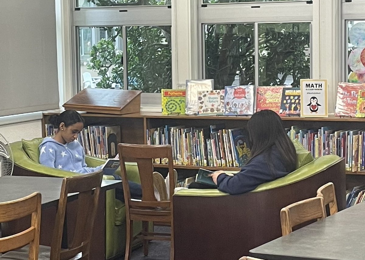 Rainy day reading 📖
Kids love to have time to just relax in our library during rainy day recess.
Libraries staffed by teacher-librarians provide a robust program supporting all students 
#schoollibrary 
#PowerofTLs
@LongbeachUSD 
<a href="/MSK8LBUSD/">Middle and K-8 Schools Office</a>