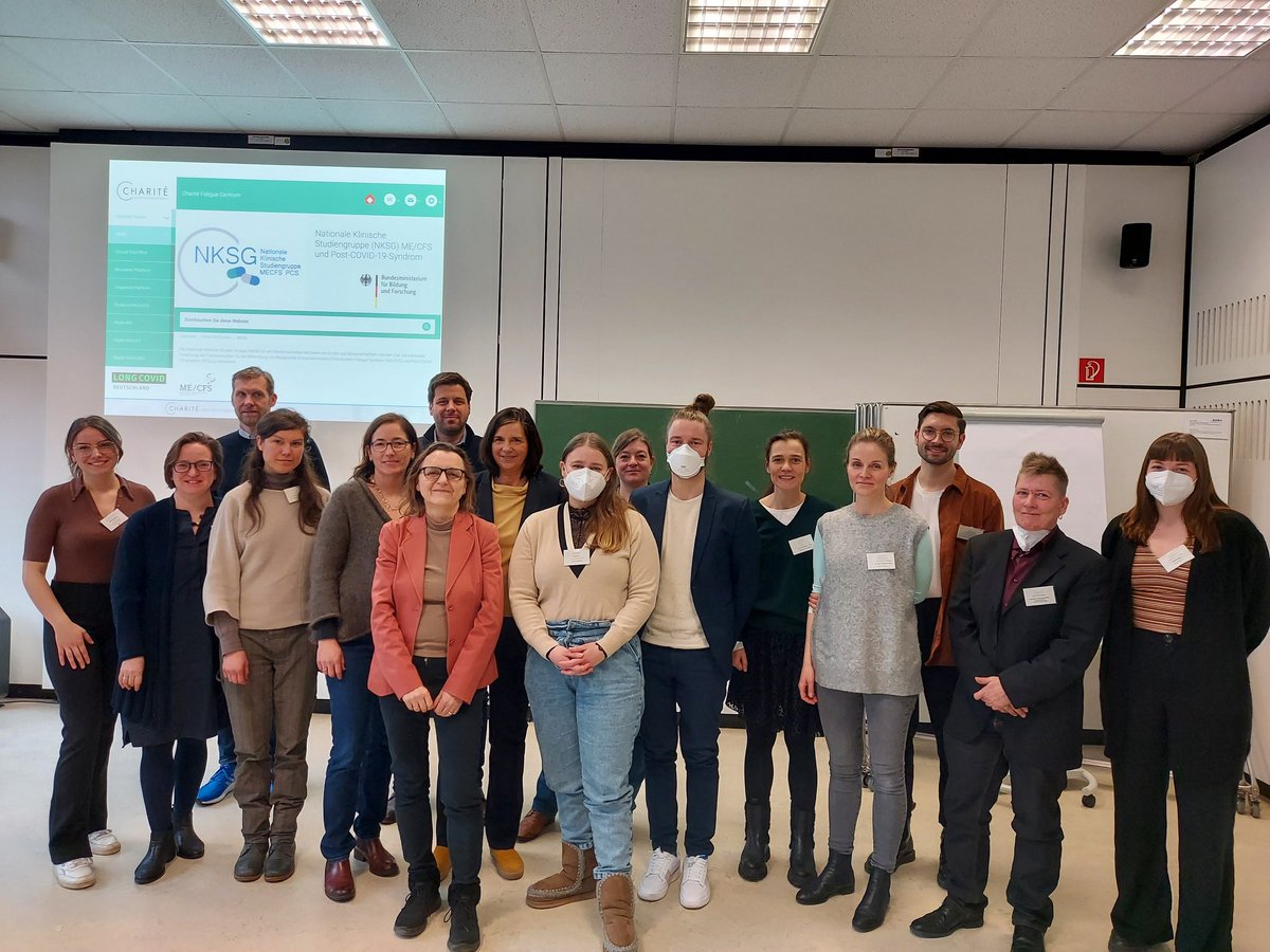 Heute besuchte uns Katrin <a href="/GoeringEckardt/">Katrin Göring-Eckardt</a> an der <a href="/ChariteBerlin/">Charité - Universitätsmedizin Berlin</a> um sich beim Team der #NKSG über die Forschung und klinischen Studien zu #MECFS und #PCS zu informieren. Vielen Dank für das große Engagement und die Unterstützung.