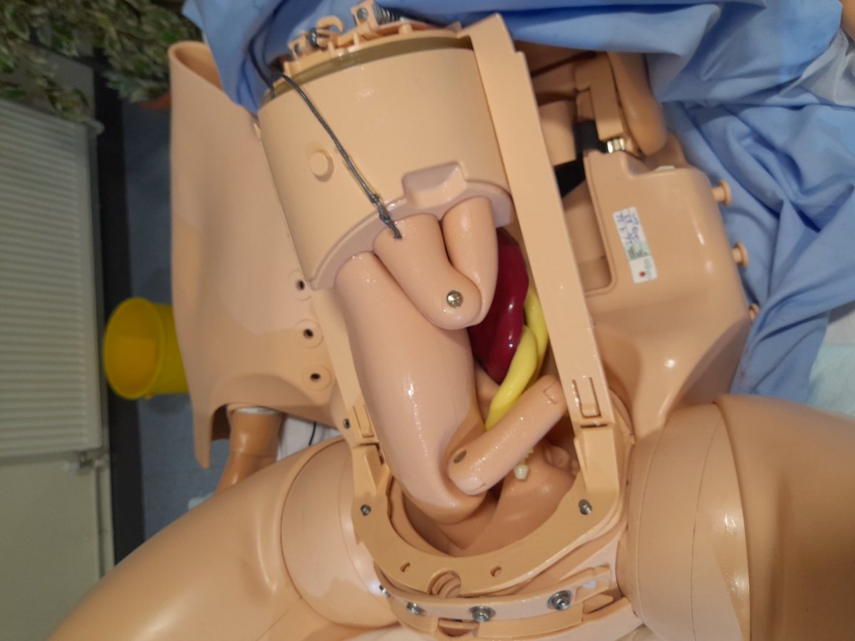 SimTechBelfast's tweet image. Brilliant community skills and drills simulation course that was ran today by our midwife team. Weel done to all who took part