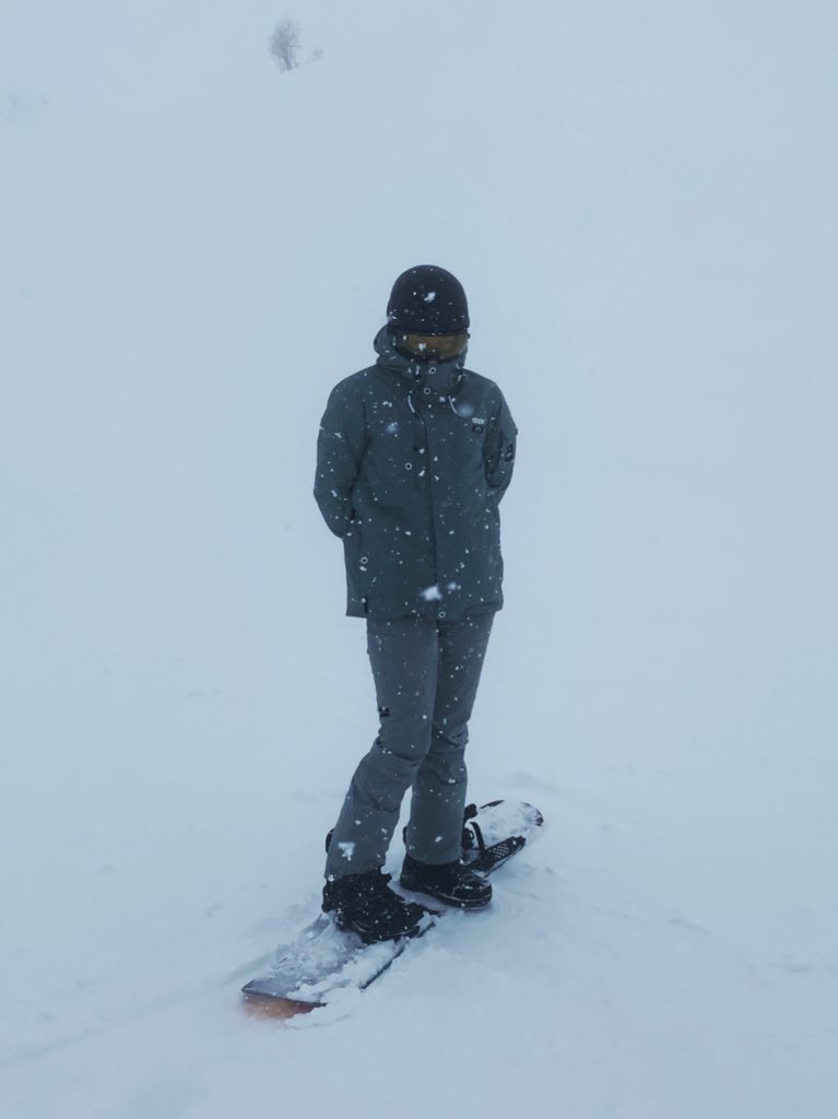 btlieve's tweet photo. Weer of geen weer. Zo ontzettend genoten 🏂 https://t.co/XFwRH13qB5