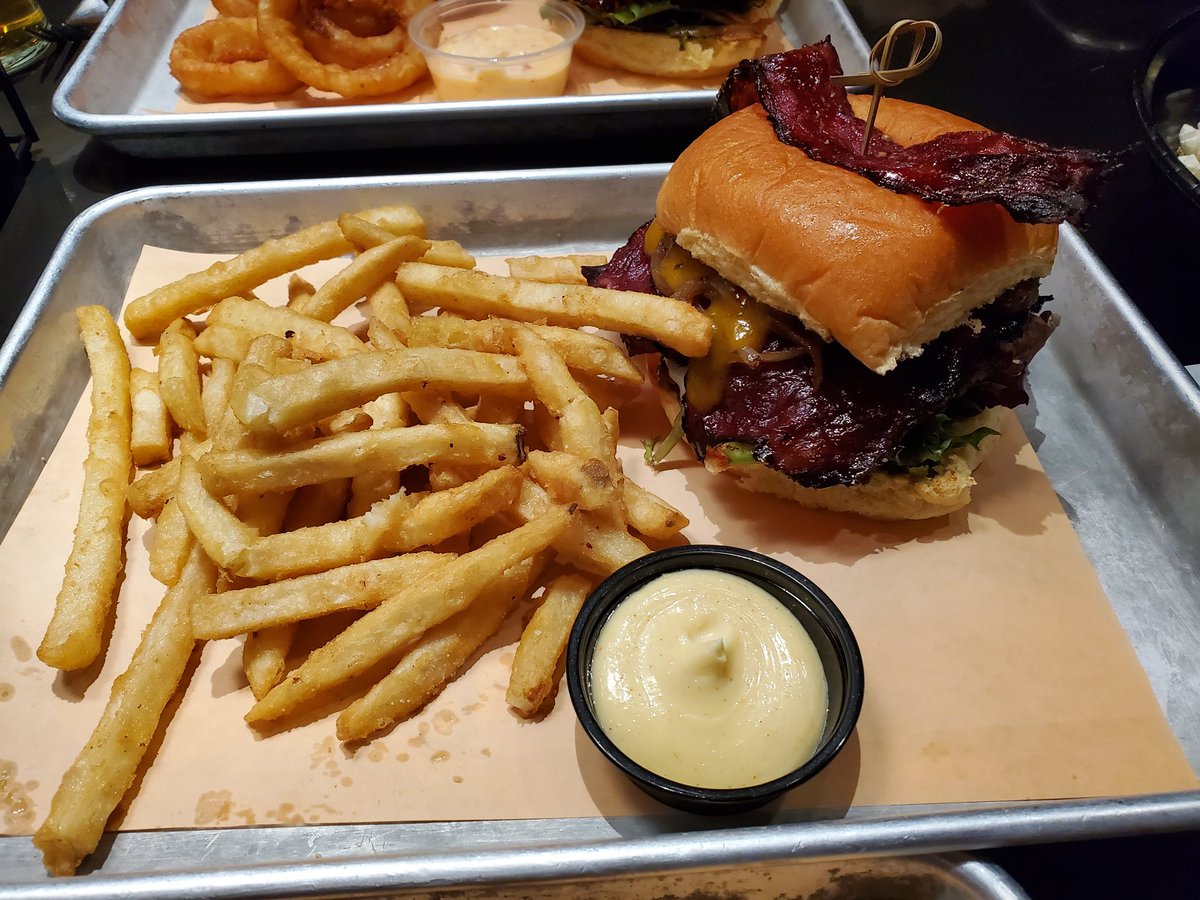 #yfcburgerbattle23 burg #5: Pastrami Burger from Hilltop. Disappointing because the "pastrami bacon" seemed to be dehydrated pastrami, which was dry, hard and not very tasty. Actual pastrami would have been better. But the Maritime Madness sauce, vidalia and gruyere were nice!