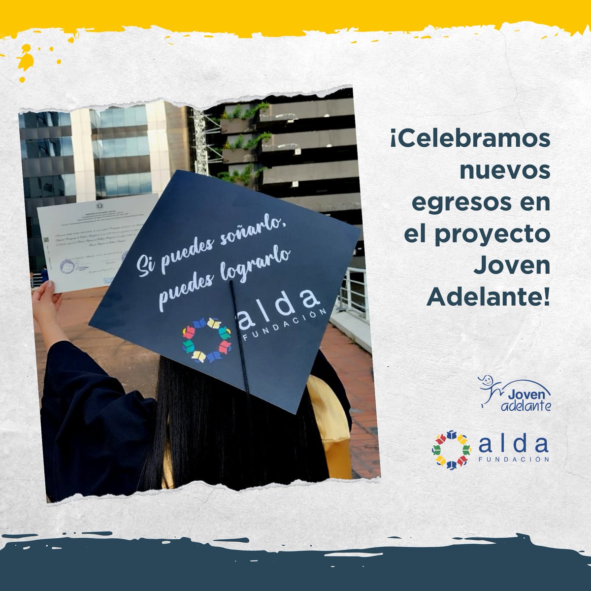 FundacionAlda's tweet photo. 👩🏻🎓 ¡Con gran alegría felicitamos a Imelda y Jennifer por su egreso como técnicas en Estética Integral! 🎉
Desde el proyecto Joven Adelante las hemos visto avanzar con esfuerzo y dedicación hacia sus metas. 💪🏼👏🏼
¡Seguimos cambiando historias!🤩
#JovenAdelante
#CompromisoAlda https://t.co/8pMlBwRx4u