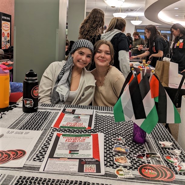 Kalamazoo College Center for Civic Engagement tweet media