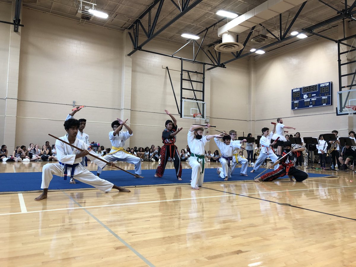 First Colony Middle School on Twitter "8th grade Pep Rally! Cheer