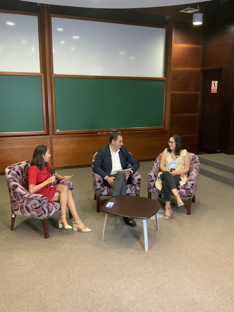 holaELSA_la's tweet photo. Nuestra CEO @mmolerosuarez se encuentra en #MesaUp conversando sobre la tecnología, prevención del #acosoSexualLaboral y  la importancia de poder actuar sobre la evidencia con data que hoy podemos tener gracias a #ELSA @UdelPacífico #8M #Mujeres https://t.co/Os2i7PLuvh