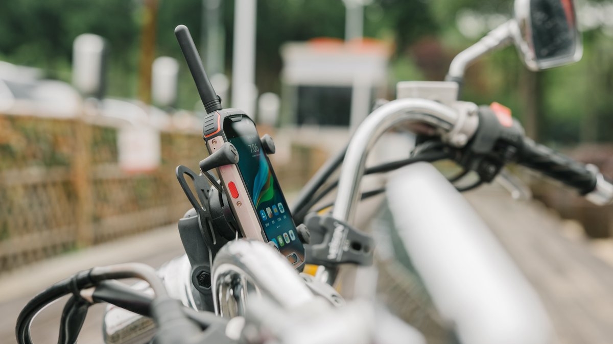 Unihertz's tweet photo. Meaning of #AtomSeries: Never let your small failures stop you from pursuing more significant ideals🤠
Buy🛍️ https://t.co/jt1KdPLbpo
#unihertz #atom #atoml #ruggedphone https://t.co/7iMmOqLcHQ