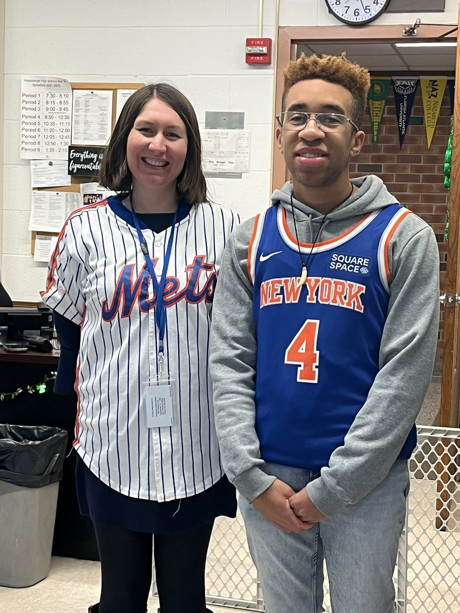 Jersey Day today at the HS!  #learnerstodayleaderstomorrow <a href="/JWieckhorst94/">Joseph Wieckhorst</a> <a href="/MrsJ_Ferrara/">Joy Ferrara</a>
