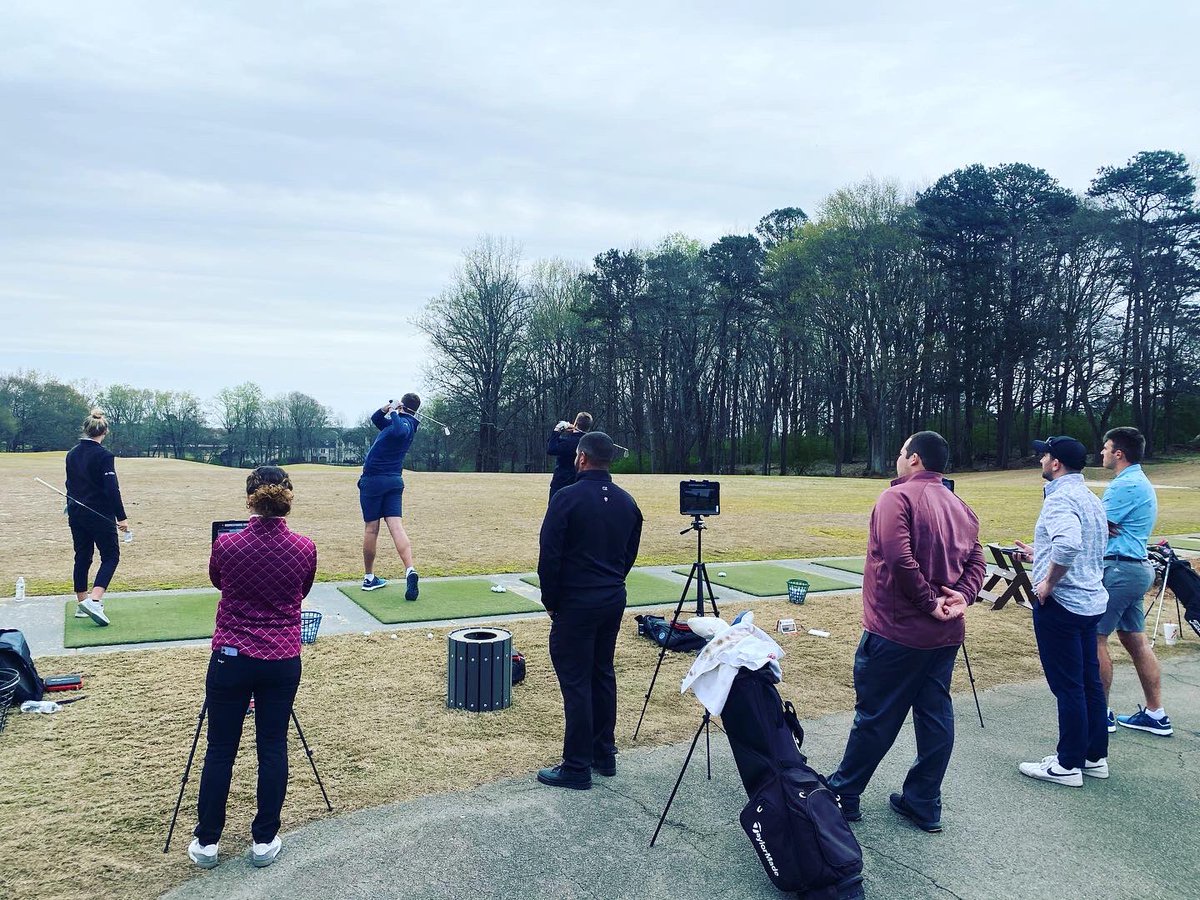 FlightScopeGolf's tweet image. Yesterday we had a chance to catch-up with and train the new @AJGAGolf Spring Intern class.

We wish all of the junior golfers a successful season 🏌🏼🏌🏾‍♀️🏌🏾‍♂️

#FlightScope
#AJGA 
#performancedatayoucantrust