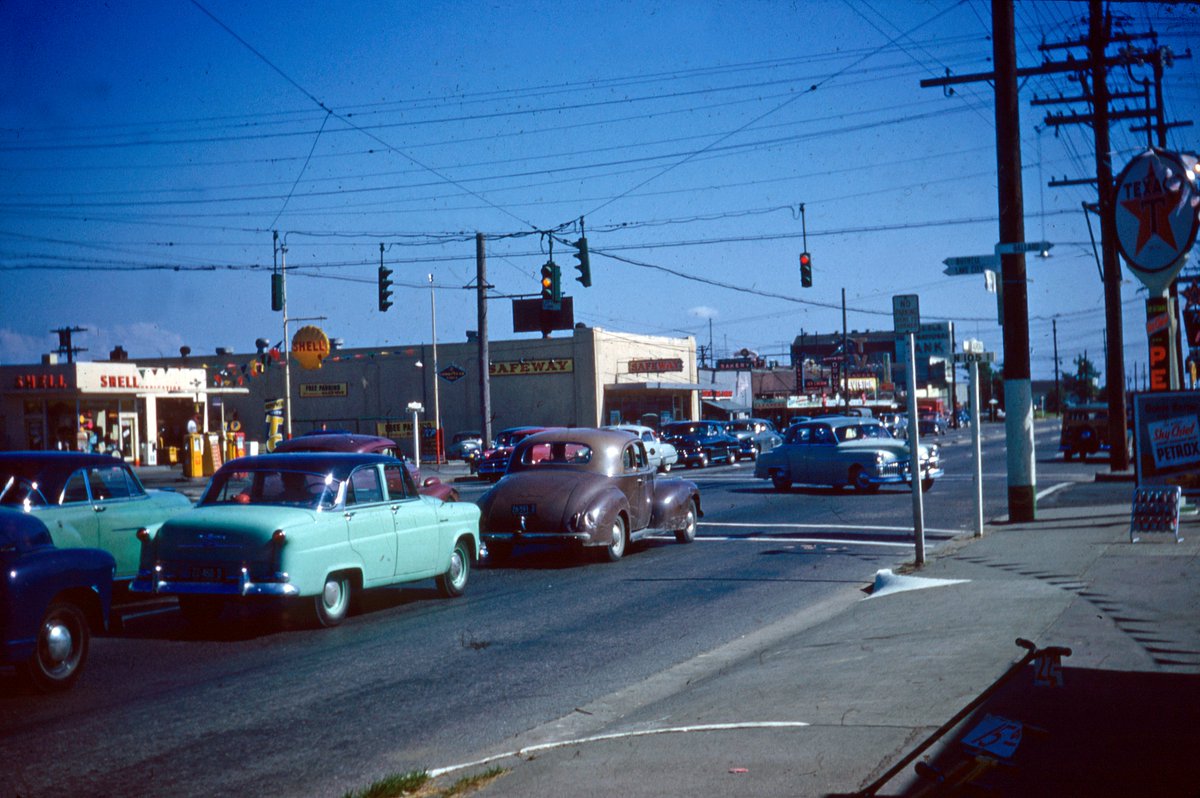 📸 Seattle -Aurora Ave N and 105th St-1954 Estimated  #kodak #colorslides #kodachrome #35mm © Seattle Municipal Archive