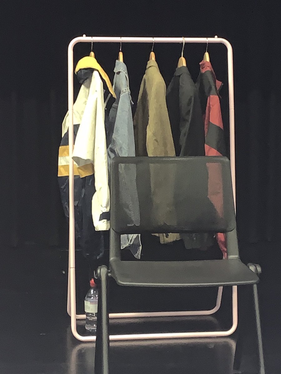 SandraCub's tweet photo. A few familiar jackets on the set of ‘Spam Valley’ at ⁦⁦@HACIrvine⁩ . I’m sure I had that Helly Hanson #90s https://t.co/Z6Mf0E0YyM