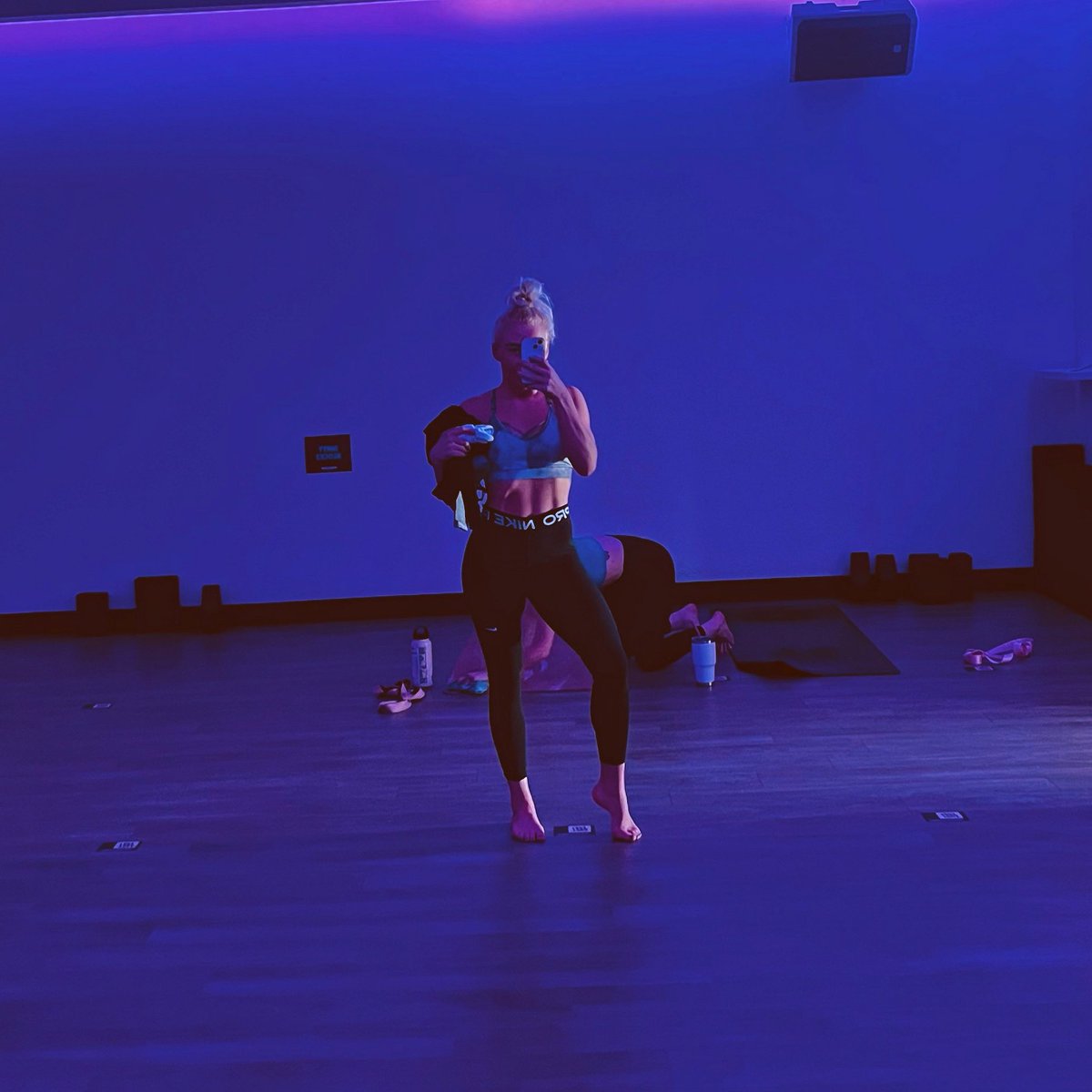 invicta-fc-on-twitter-hot-yoga-at-5-280-feet-above-sea-level-hits