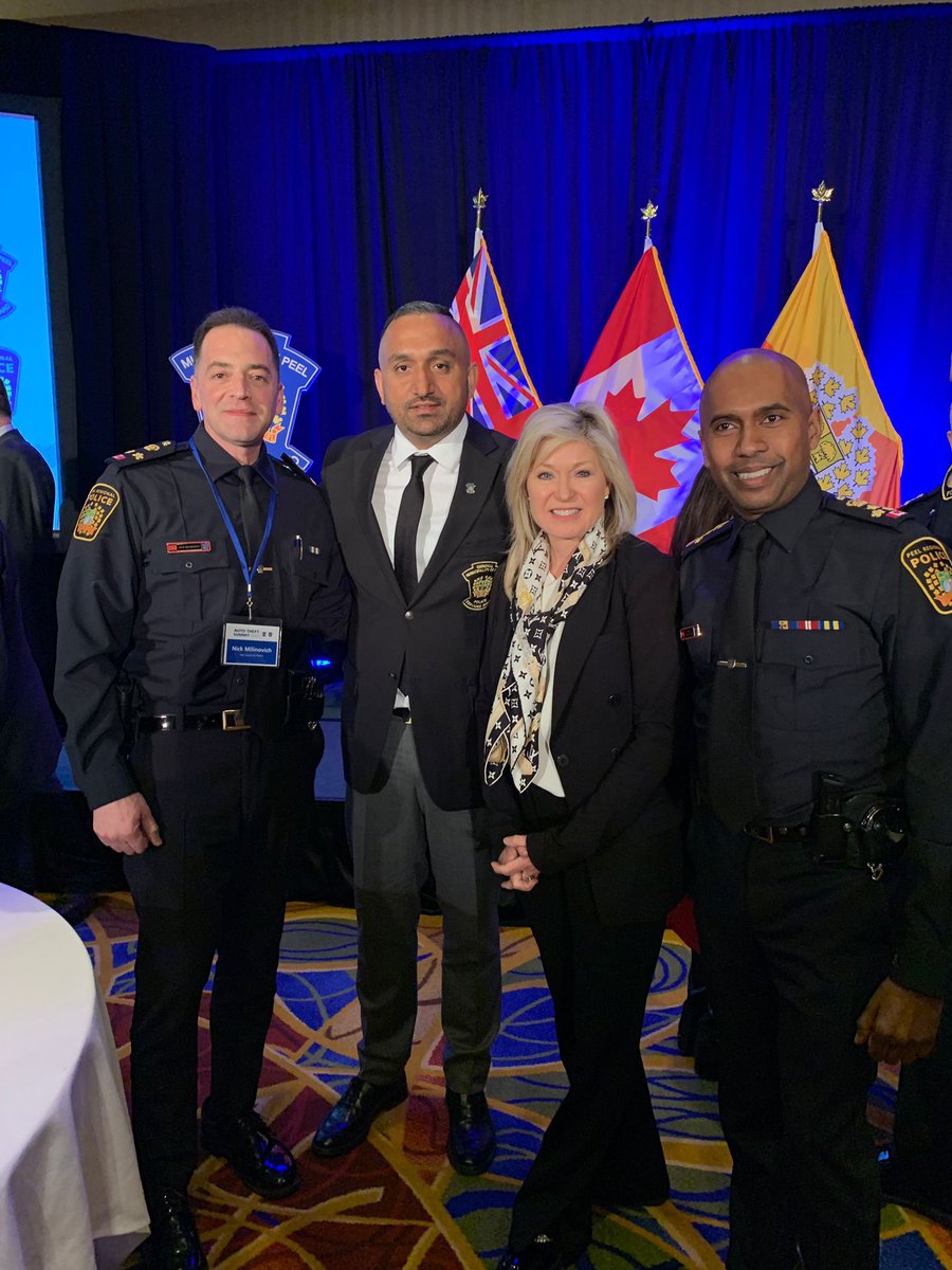 BonnieCrombie's tweet photo. Informative discussion at @PeelPolice’s #AutoTheftSummit2023 that brought together partnering police services, auto industry leaders &amp; stakeholders to work collaboratively to define an action plan with concrete solutions to address the rise of auto theft in Peel &amp; across Ontario. https://t.co/MVoEg37Vmi