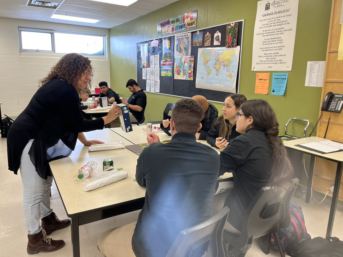 NesrineRiskalla's tweet photo. Thrilled to have celebrated #PersianNewYear with my ESL class before #MarchBreak! It was a blast seeing students bond in team building activities ππ
Special thanks to our settlement worker @hanan_messiha
#multiculturalclass #teamwork @sja_mississauga @ELL_DPCDSB https://t.co/fgXApVboF1