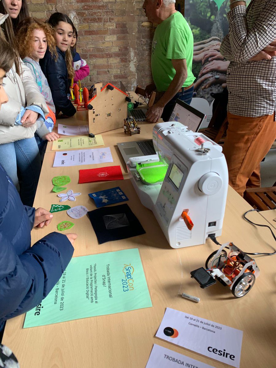 MiquelUtrillo's tweet image. Ahir vam estar a l’acte oficial de llançament del Programa d’Innovació Pedagògica i Experimental #FAIG impulsat pel @cesirecat del qual nosaltres som escola pilot. FER, APRENDRE i IMAGINAR GLOBALMENT #somfaig #projectefaig #eas