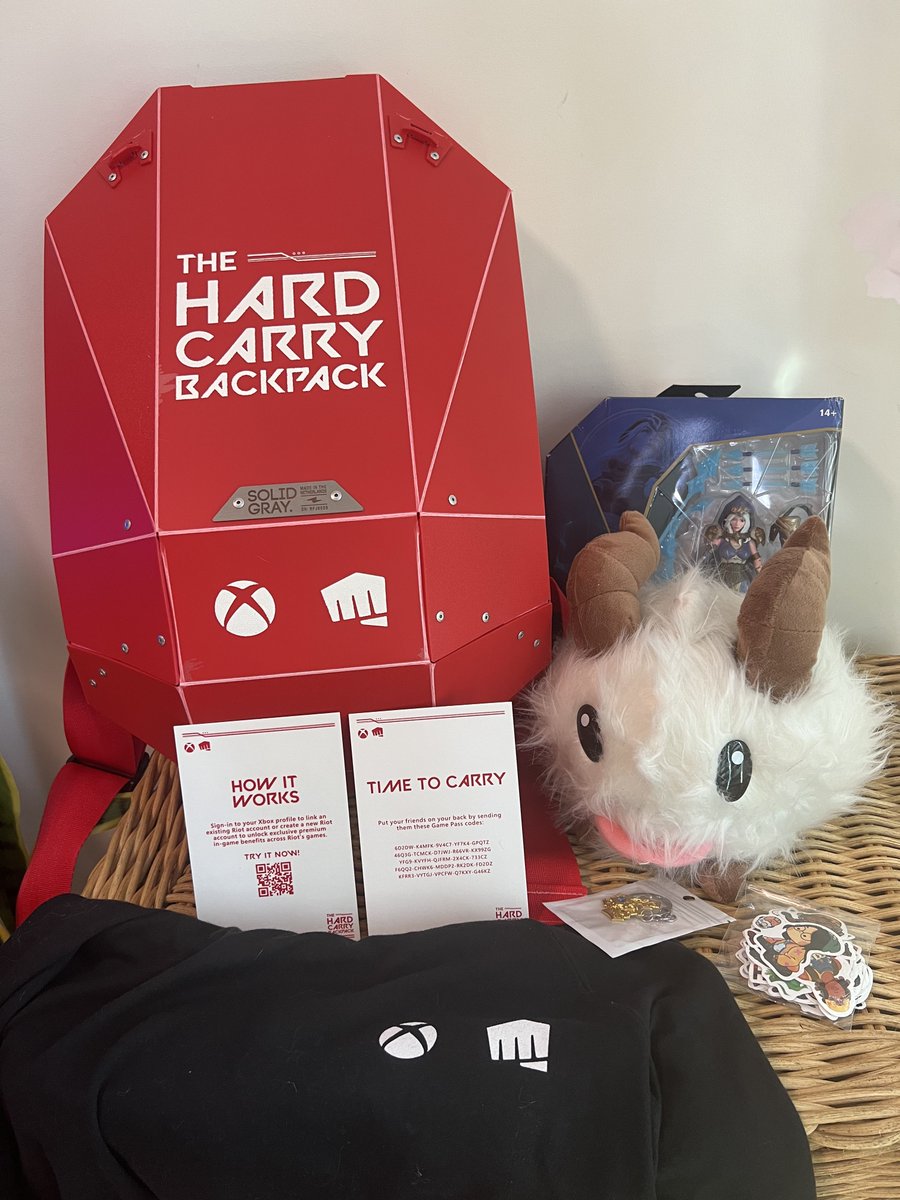 Hey! <a href="/XboxCanada/">Xbox Canada</a> is celebrating Riot Games integration into Game Pass by giving away this Hard Carry backpack + a whole bunch of other goodies inside to one lucky winner! 

Retweet and Tag 2 friends that you have to carry in-game for a chance to win! #sponsored