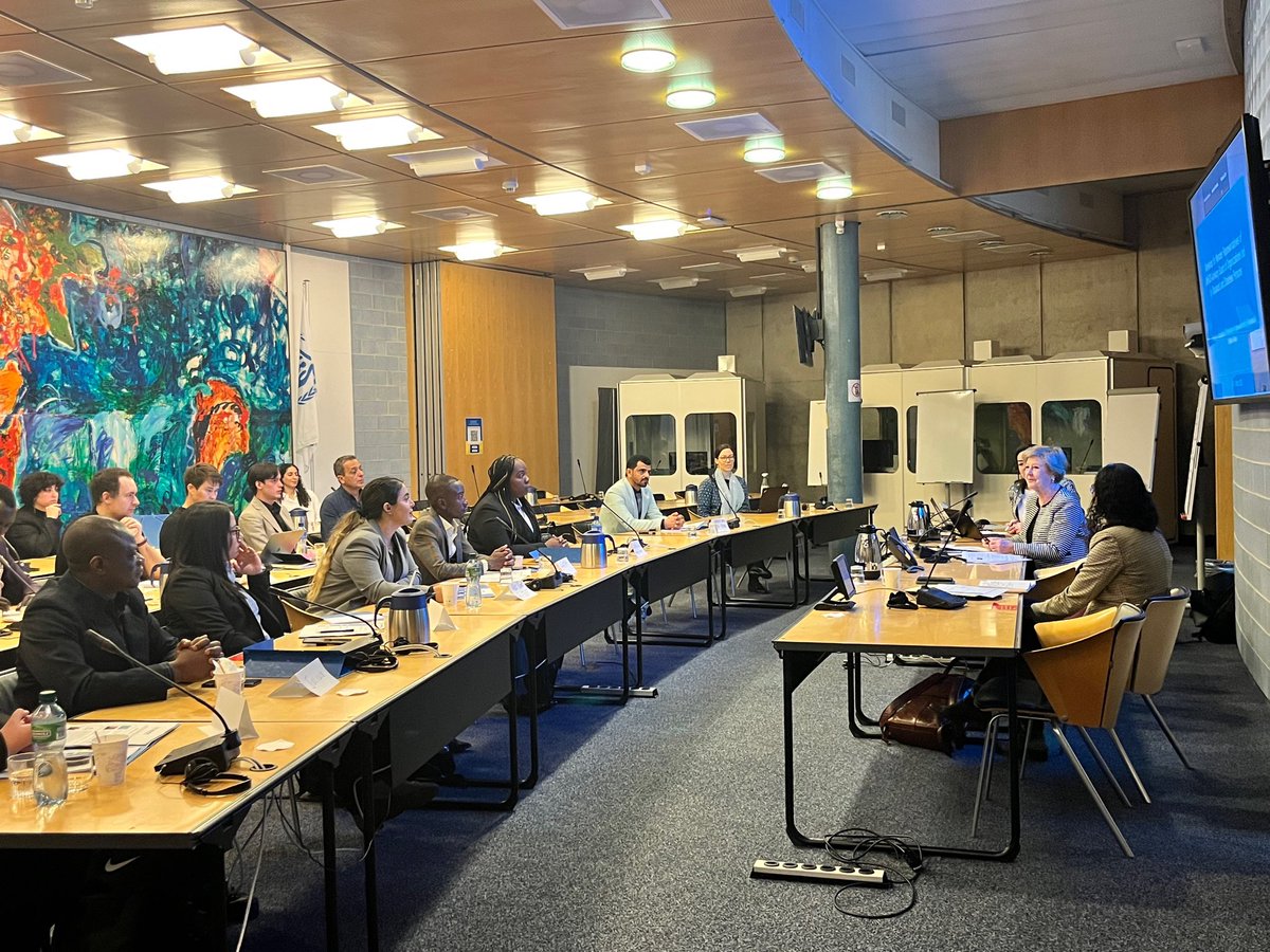 GillianTriggs's tweet photo. Delighted to have met the 16 members of UNHCR's first Advisory Board of organizations led by displaced and stateless people  - an important step forward in advancing meaningful participation. https://t.co/ZripWA6UB4