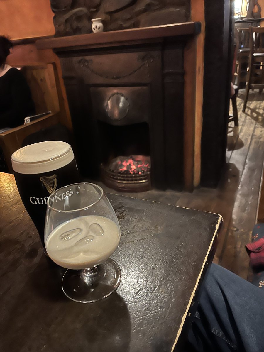 AmandaConlon3's tweet photo. #WAW Road trip #Cork #Kerry #Clare #Overnight Stopover #BeachbarSligo #Campervanlife https://t.co/WwNazWAJRE