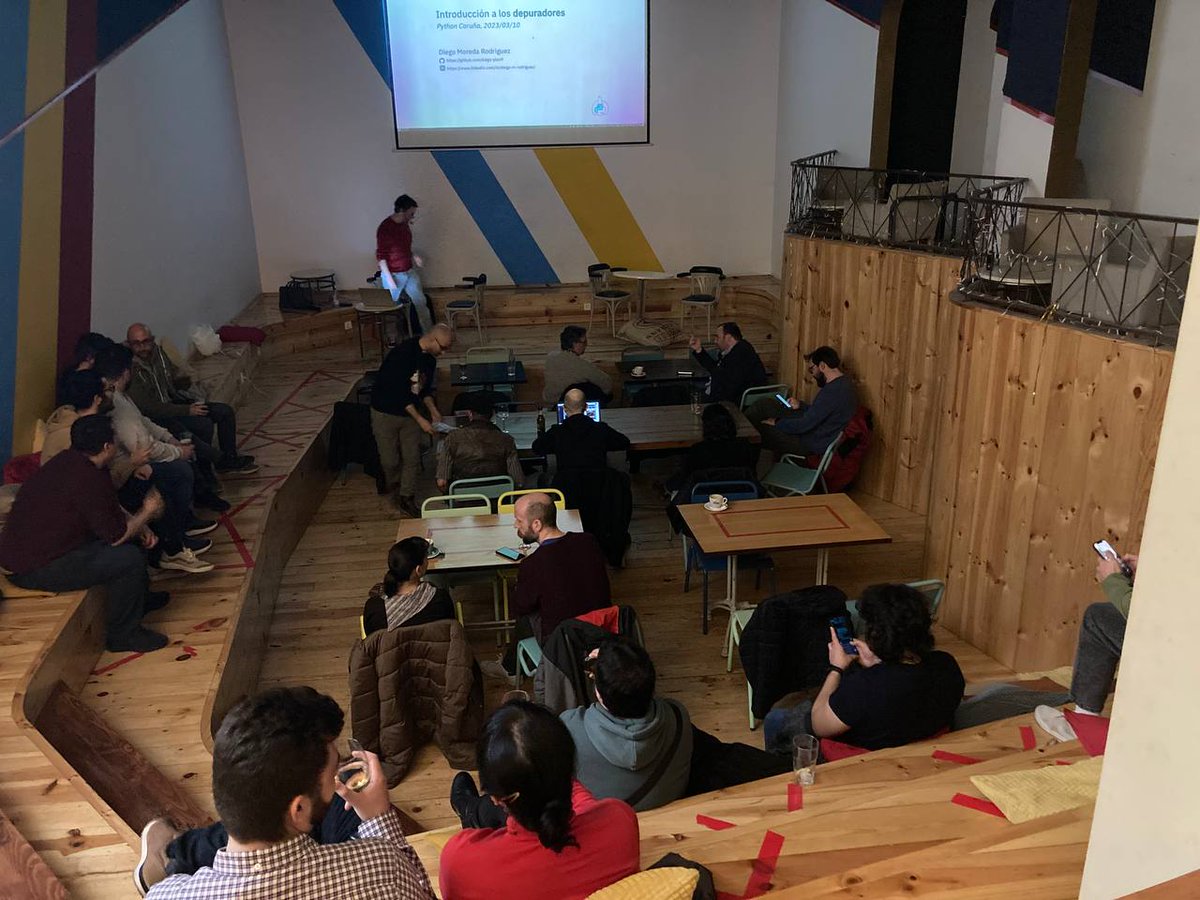 pythoncoruna's tweet image. Tócanos agora o turno de falar do uso de Depuradores con Python da man de @diegoplan9 en Python Coruña #Python #PythonCoruña #ComputacionCuantica #Depuradores