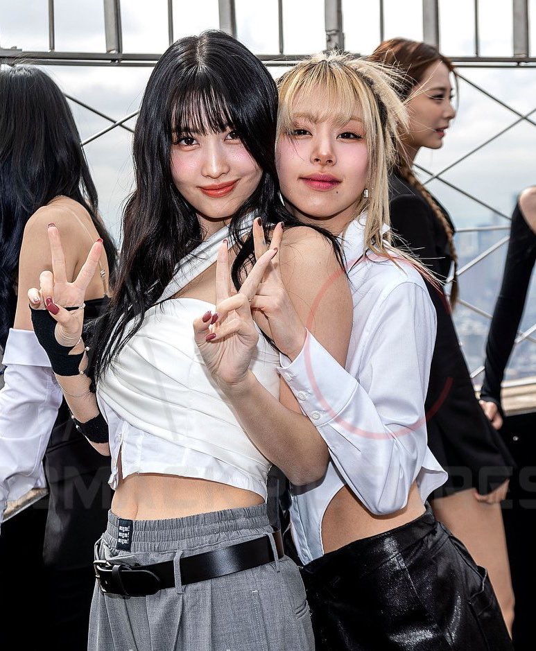 chaeypics's tweet image. MOCHAENG &amp;lt;3