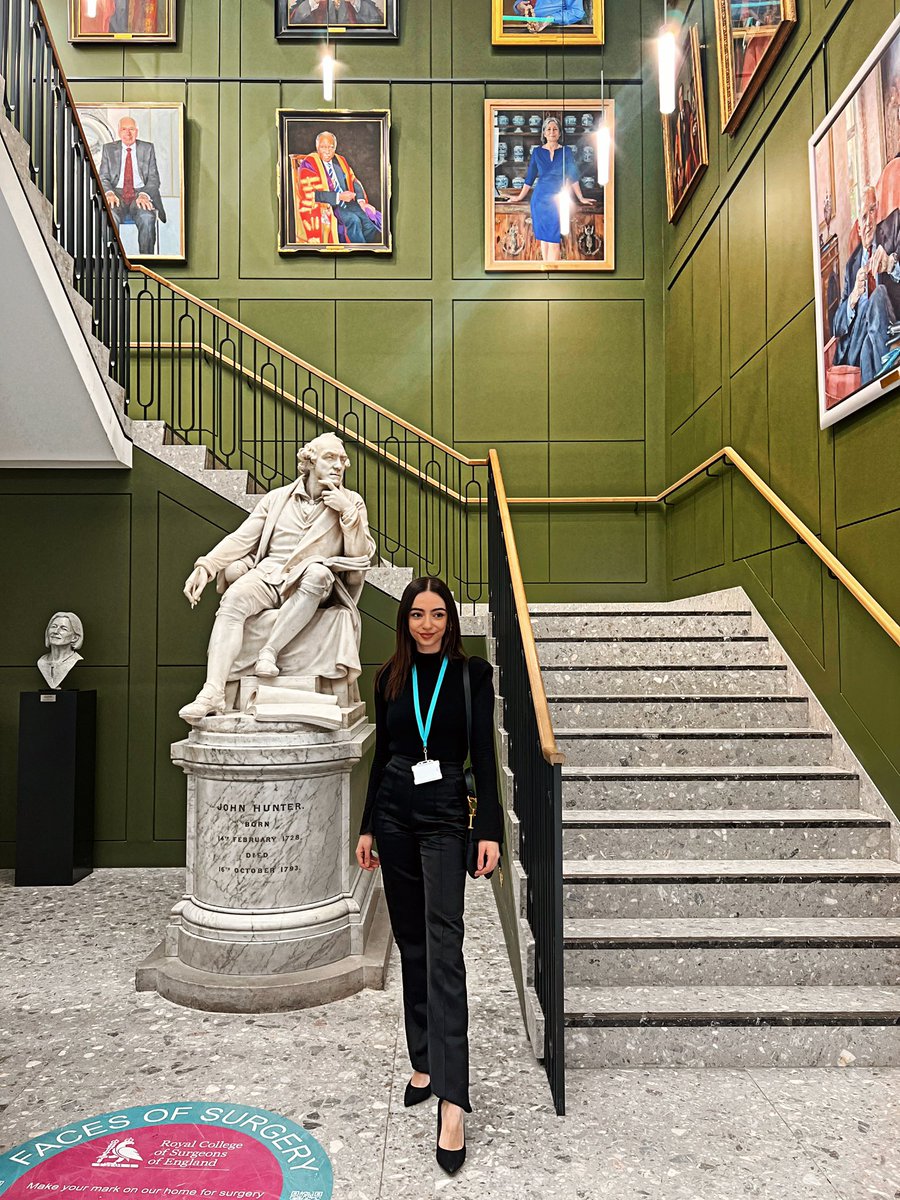 GeorgiaSavvides's tweet photo. Had my first visit to the @RCSnews today in London for the Future surgeons forum! It was so lovely meeting other aspiring surgeons and we were very inspired by the talks. Thank you for inviting us to represent @scalpelsurgical 💘 @evelynwong__ https://t.co/E55nRq1qMo