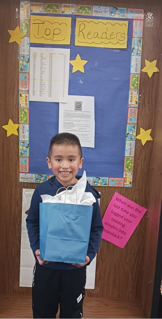 Who said SLC is all fun and games 🤔
Here’s my kiddo doing BIG things!!!! 
Took the top reader award for the entire 1st Grade at Goodman, with 365 minutes! 

Whoop Whoop! 🎉 #AldineConnected @aldinesped @AldineISD @GoodmanES_AISD @GoodmanACE_LMC