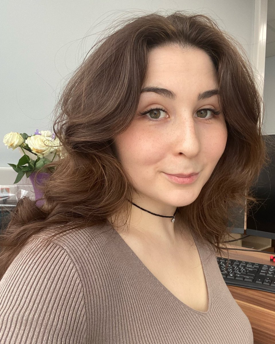 Saidushaa's tweet image. Я сегодня очень радостная, мне 28, хотя я совсем еще не взрослая , выставляю вот здесь, чтоб было, вот🌝