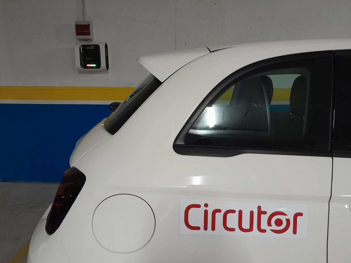 PereSoriaAlcaza's tweet photo. Aquest cap de setmana toca #CircutorElectroChallenge
Gaudirem de 37 kWh molt divertits i coquetons https://t.co/UwN5dgxx2D