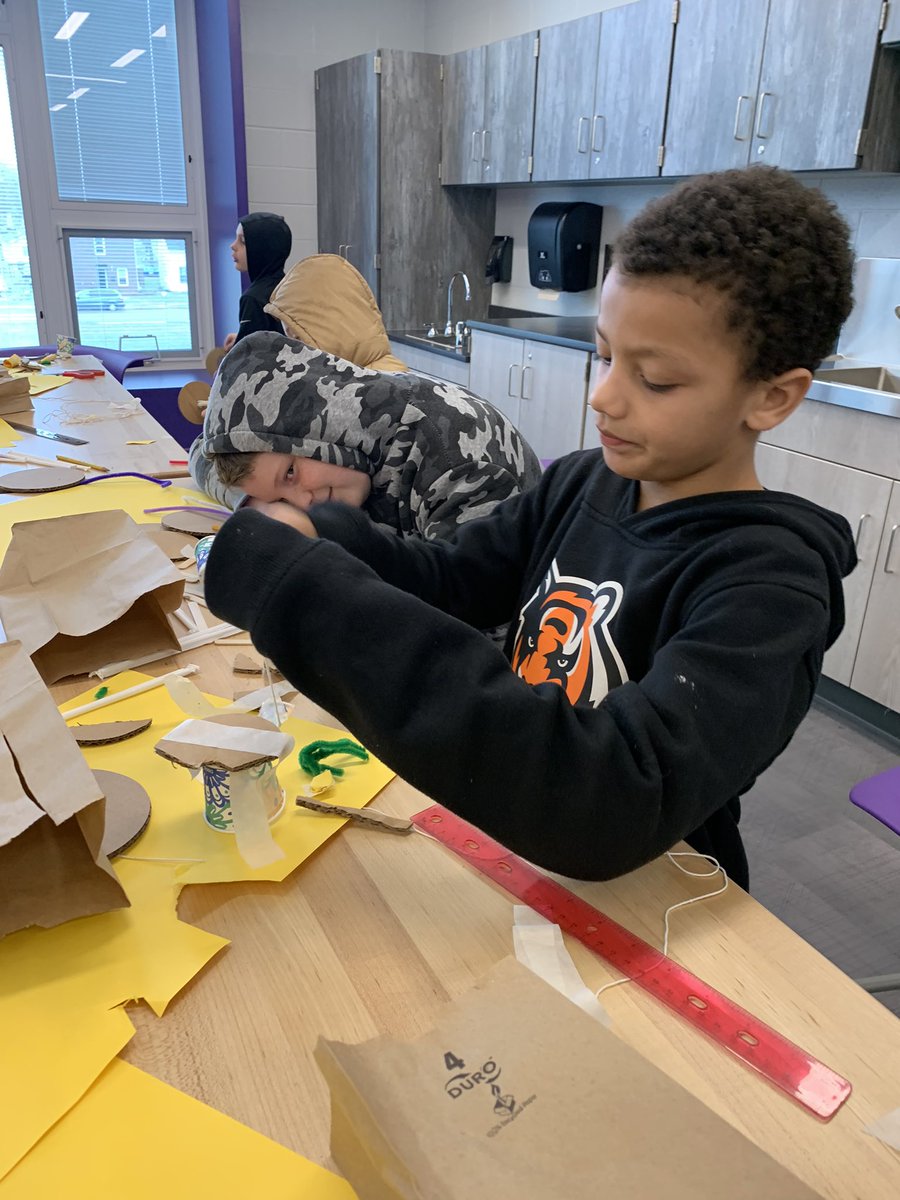 Debbie Helton tweet media