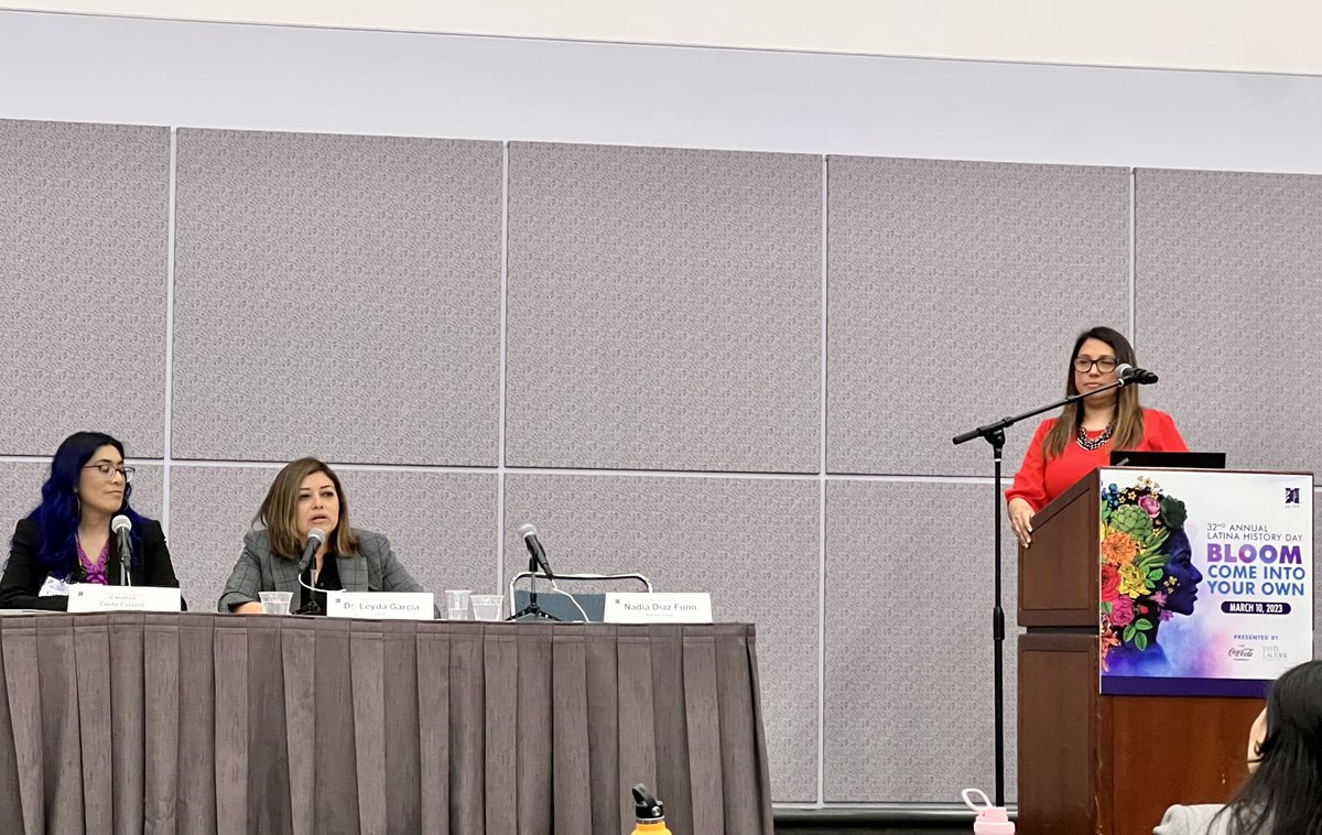 Community schools aim to transform a school into a place where educators, community partners, Gov’t agencies, families &amp; students work together 2 strengthen conditions 4 student learning &amp; healthy development - let’s ensure students &amp; families thrive. #LatinaHistoryDay  
#LHD2023