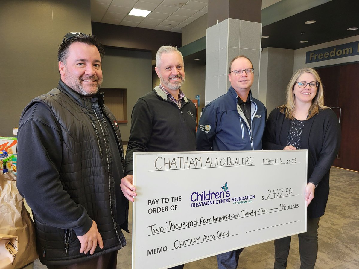 GregCKL's tweet photo. One of the favorite parts of my job.. to watch the giving in CK.
The Chatham Auto Dealers are sharing the donations from The Chatham Auto Show from the past weekend with 4 charities. 
Each charity recieved $2422.50 in cash/non perishable food items.
#ITSGOODTOGIVE https://t.co/yK3vY987fs
