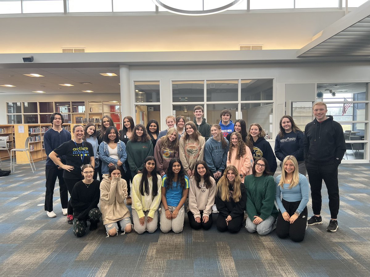 Group pic! @MindsKent <a href="/Active_Minds/">Active Minds</a> 💙💚❤️