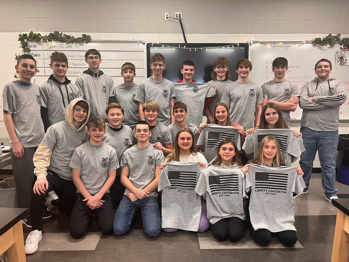 LCFFA1's tweet photo. Our students are loving their new FFA Shirts! Thank you to Three Cord for working with the students ideas. These shirts are designed by students every year from a TShirt contest. #LCFFA https://t.co/IavBw6medH