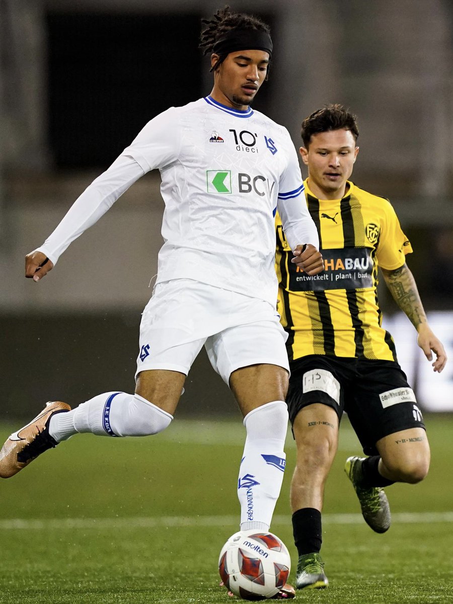 lausanne_sport's tweet photo. ⏸️ 𝗠𝗜-𝗧𝗘𝗠𝗣𝗦

Le LS rentre au vestiaire avec un avantage d'un but face à Schaffhouse.

#AllezLausanne #FCSLS https://t.co/iC7Ewh5EID