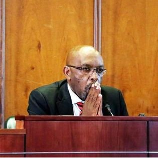 Cassiie_Sky's tweet image. I&apos;m having an affair with my Step Mom.  I even got her pregnant and my Dad thinks it&apos;s his baby

THREAD📖📝
#ThreadLord