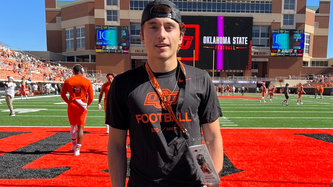 OK PROSPECT SPOTLIGHT I A look at Oklahoma's biggest stock risers in 2025 class

💥Several breakout prospects 
@Braydenknox13 <a href="/rashaud_hurt/">Rashaud Hurt</a> @CheeseHammond8 @cantblocknick <a href="/RavianLarry/">Ravian “Megatron” Larry</a> <a href="/LarneyCheii/">Cheii Larney</a> <a href="/Brady_McAdoo12/">Brady McAdoo</a> <a href="/Austin_Melson/">Austin “Tank” Melson 🪖</a> <a href="/Jradden1/">Jradden Russell</a> @Dstaxx5

STORY▶️sixstarfootball.com/article/inside…