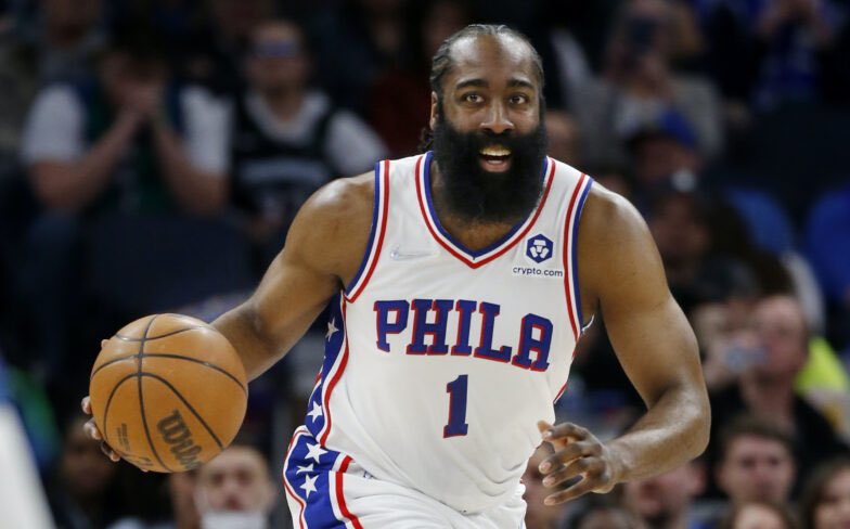 ChanIsHim's tweet photo. Madelyn Cline reveals James Harden is her favorite basketball player, says she’s not too fond of Giannis 

“I’ve always been a fan of James and his style of play. He’s much more entertaining to watch than Giannis who just runs and dunks. I hope he gets a ring this year.” https://t.co/vgZms01GWt