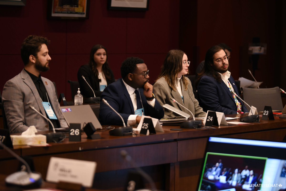 SenateCA's tweet photo. #ModelSenate Committee on Foreign Affairs and International Trade met today to study the Cannabis Act and produce a report. 

Thank you Senator @wellsdavid for appearing as a witness and answering questions!

#AEFA #ModelSenate2023 #SenCA https://t.co/V3ZzTDpTUC