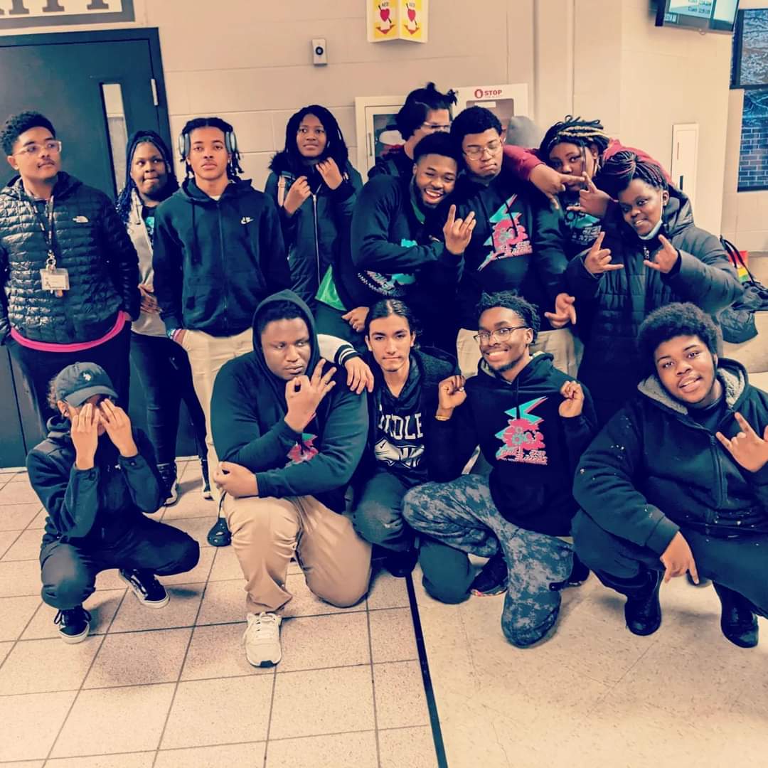 FRC6721's tweet photo. Adventures in the North!
Robots, Crazy Fog, Scouting Meeting, and Scholars After a Very Long Day!
#omgrobots #INMIS
#morethanrobots #FINFAM https://t.co/RH0t9GbxXu