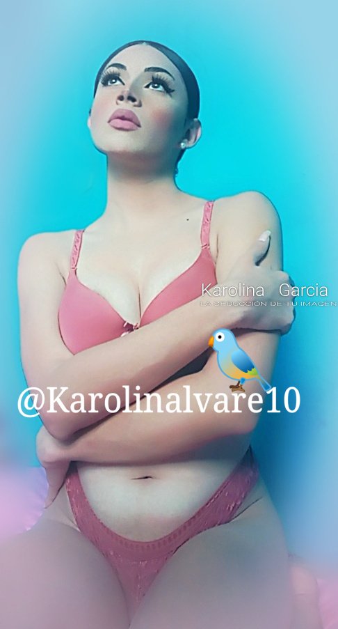 Busty qoramagiz katta xoroz minib