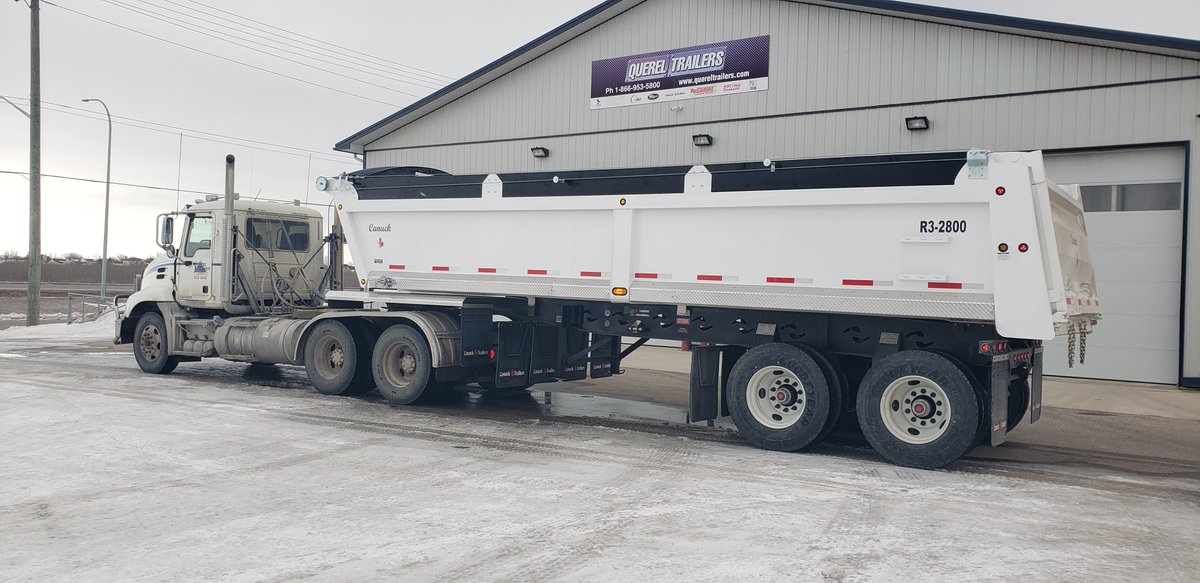 RichardWiebe204's tweet photo. We would like to thank Tritec Concrete on the purchase of this new Canuck Trailers R3 2800 tandem axle end dump. #quereltrailers #canucktrailers #enddump #haulmore #everyhaul #graveltrailer #transport https://t.co/cS4RxYxEtI