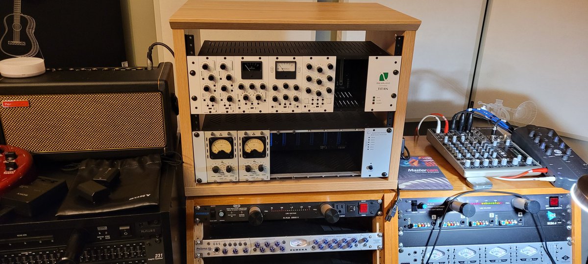 cheapsk8studios's tweet photo. New rack space for our 500 series racks!
#cheapsk8studios
#recordingstudio
#musicproduction
#recordingengineer
#audioengineer
#wesaudio
#igsaudio
#studiolife https://t.co/z3k3Gze4XA