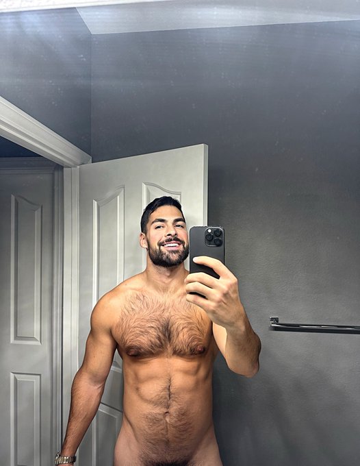 Normal smiling selfie ❤️📸 Love you all keep smiling Link in Bio to chat with me 🥵💬 https://t.co/TcNk