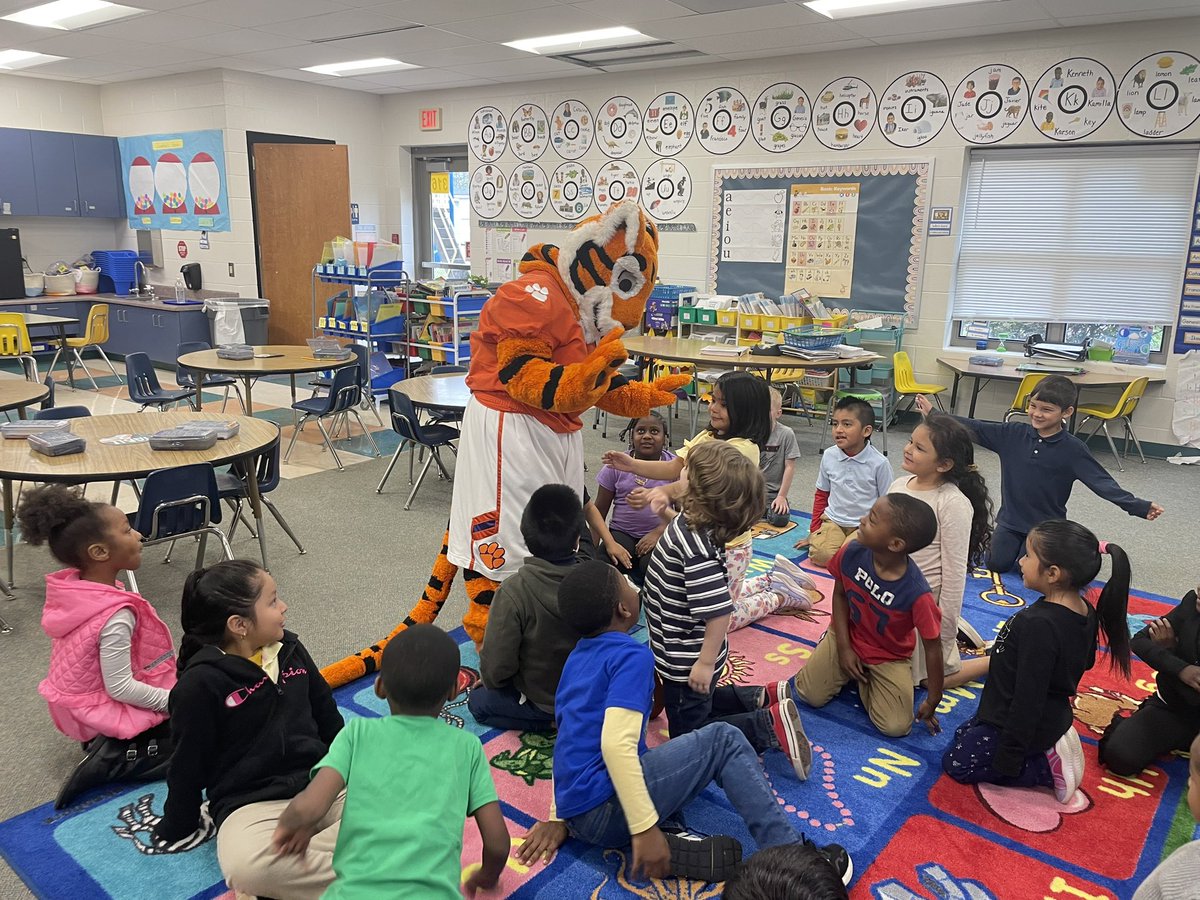 Alexander Elementary tweet media