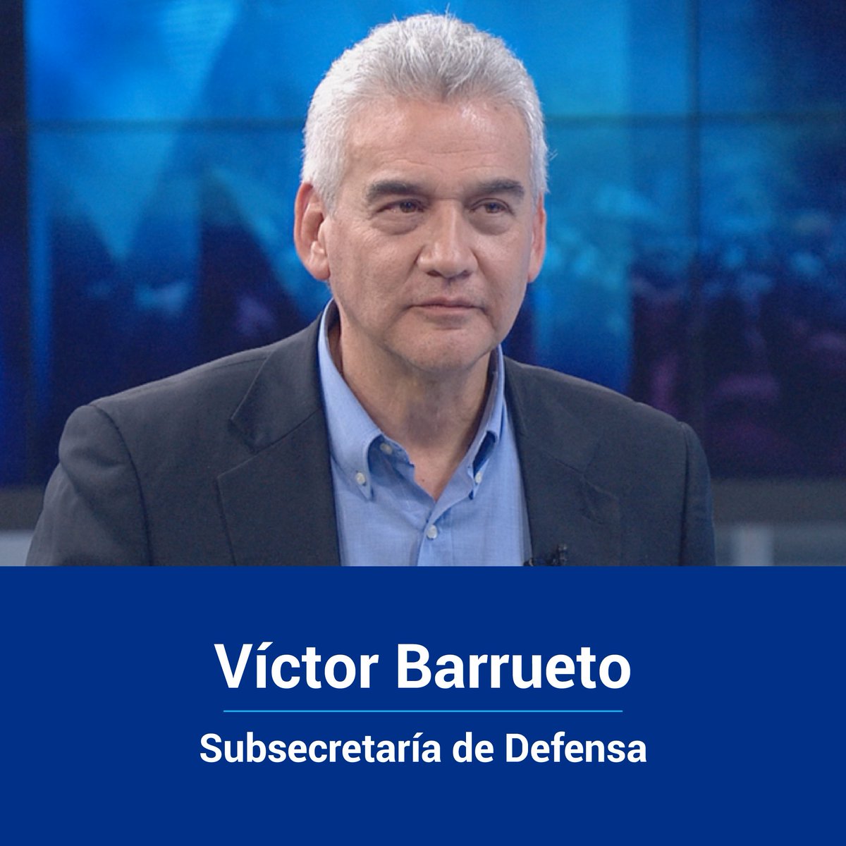 fenuchile's tweet photo. 👏👏Felicitamos a las egresadas @jlopezsaffie, @BernerHeidi, @clausanhueza y el egresado 
@VictorBarrueto, quienes asumieron los cargos de  Ministra de Obras Públicas y Subsecretarios de Hacienda, de Relaciones Económicas Internacionales y de Defensa, respectivamente. https://t.co/kDvBgfLd00