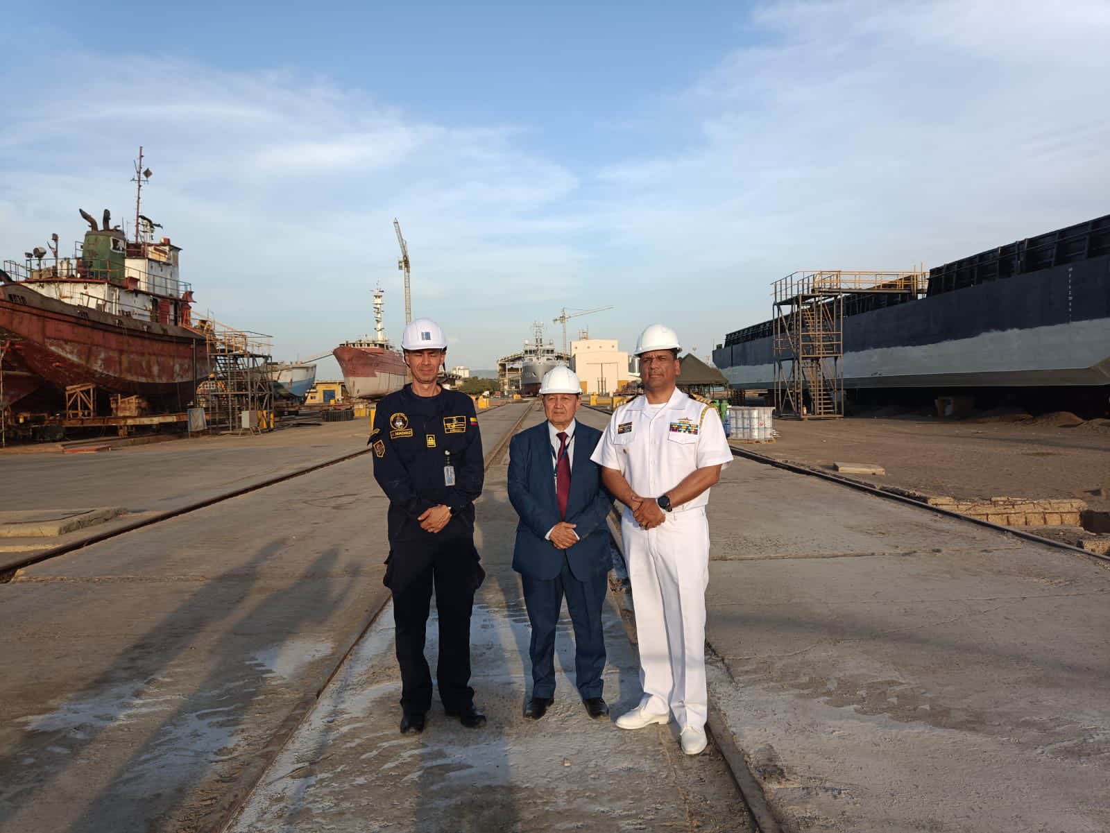 httpspbstwimgcommediaFq4sijsWAAsfEJaformatjpgnamelarge