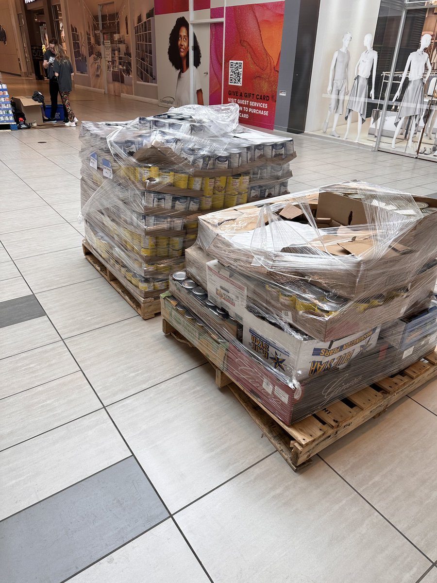 This pallet of food will soon be transformed into an amazing structure. Come down to Conestoga Mall this week and check out the incredible structures that these teams have created.  A fun March break activity for all! thefoodbank.ca/Canstruction #CanstructionWR #FeedWR