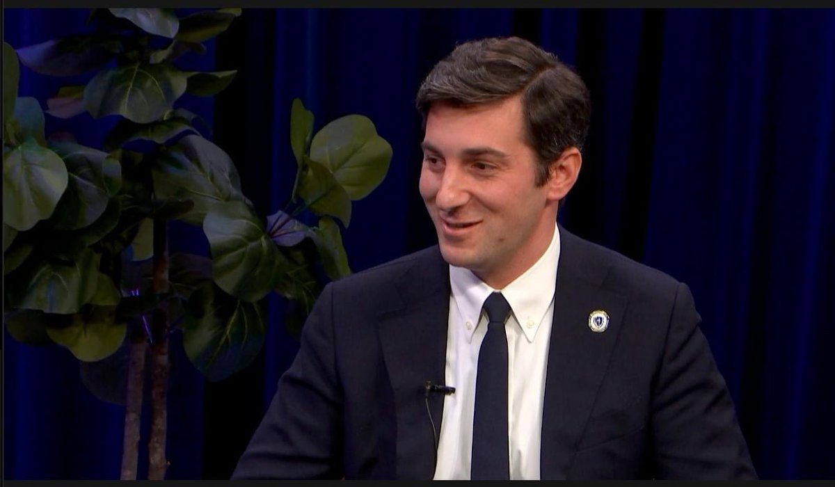 ActonTV1's tweet image. This morning, for Acton in Focus, we hosted the new State Rep for the 14th Middlesex district- Simon Cataldo. Look out for the interview coming soon...
#StateRep #ActonInFocus #SimonCataldo