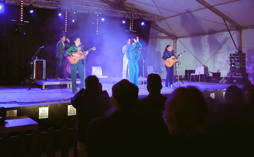 salewskieivissa's tweet photo. 💜 Avui al II Festival de la Dona concert de 'Las Migas' #Igualat #FestivalDeLaDona #eivissa @galsera https://t.co/nFusYrAQE7